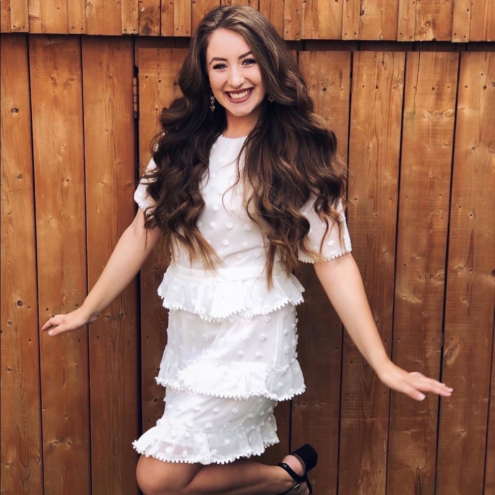 Popcorn white dress